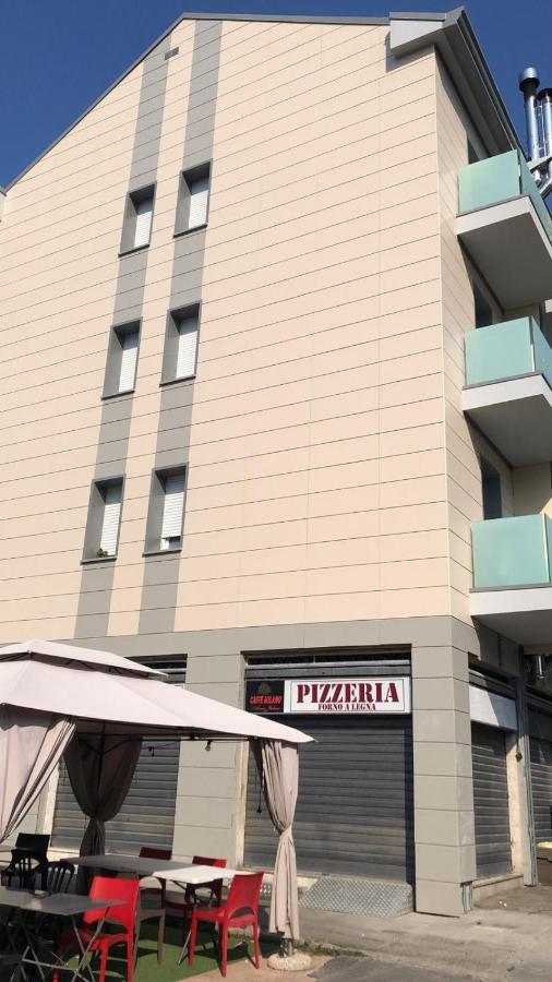 B&B Apartment San Siro Stadio 132 Milán Exterior foto