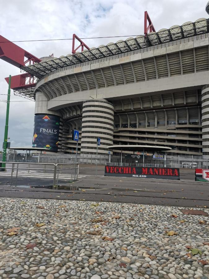 B&B Apartment San Siro Stadio 132 Milán Exterior foto